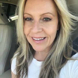 Meet your Posher, Pamela